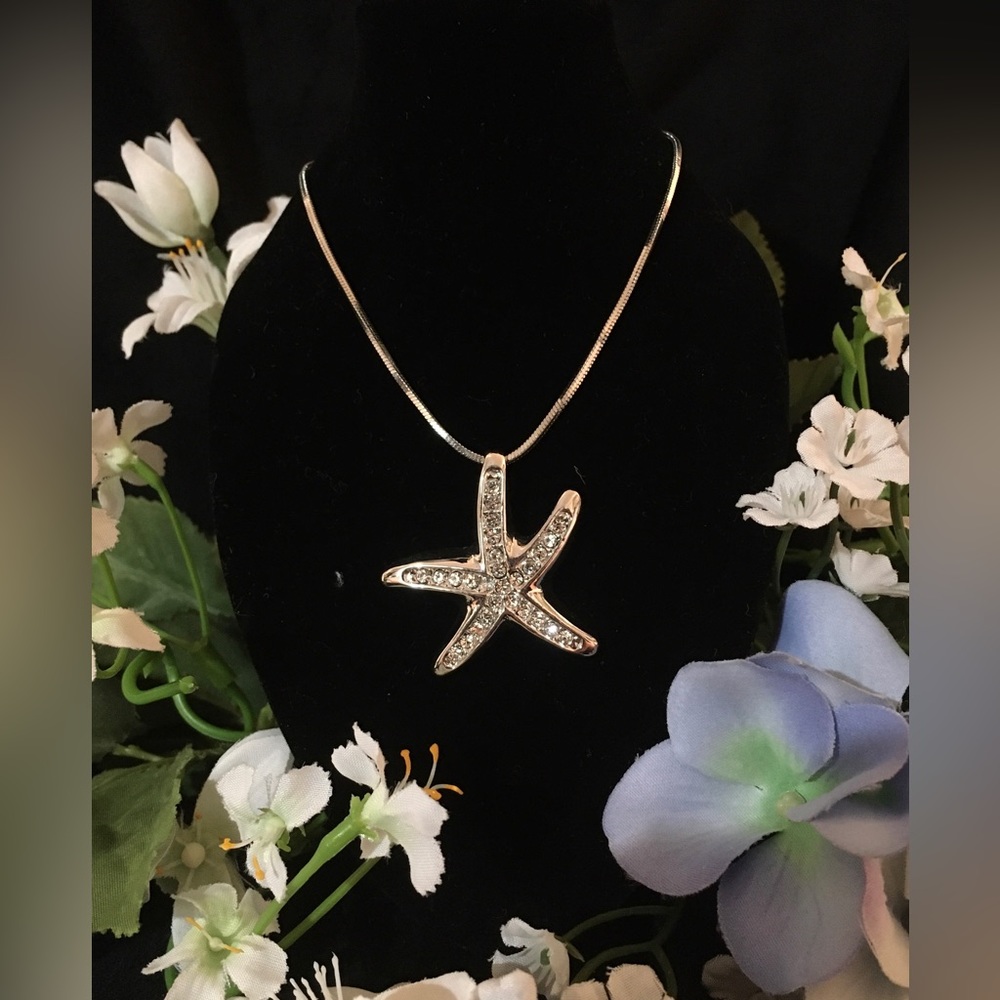 Starfish Necklace With Gem Details